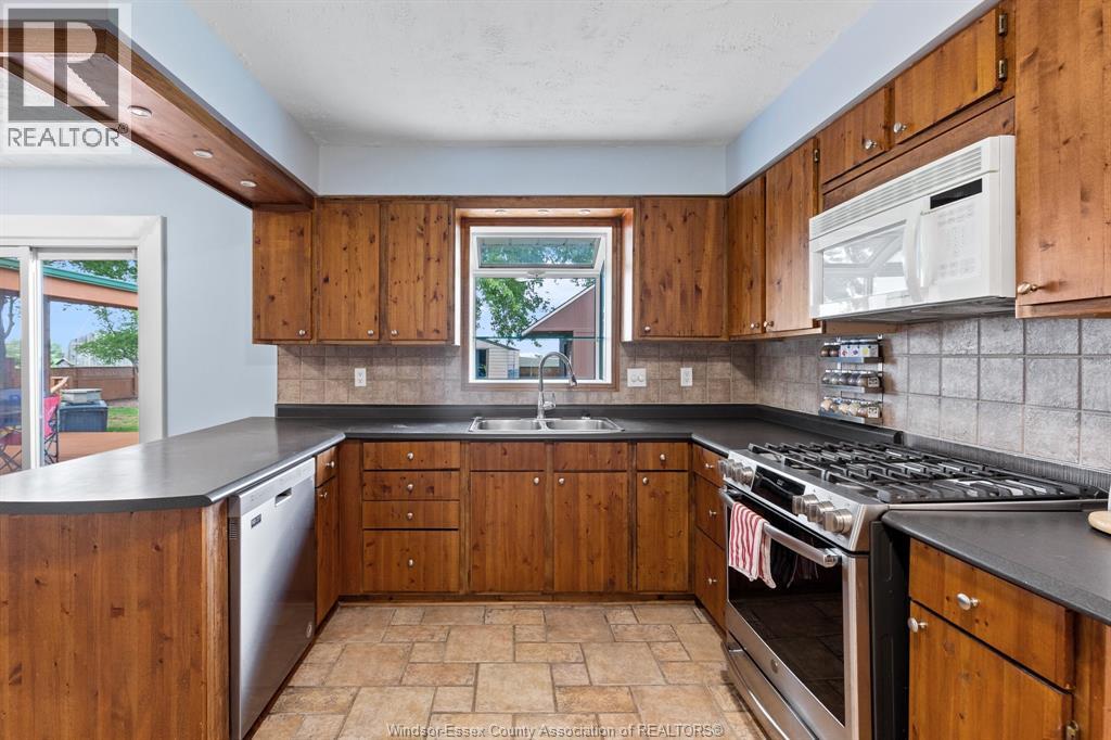 851 County Rd 31, St. Joachim, Ontario  N8L 1L7 - Photo 8 - 26023067