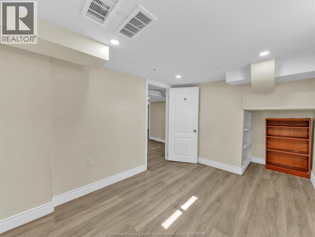 3551 Dominion Boulevard, Windsor, Ontario  N9E 2P1 - Photo 31 - 26023272