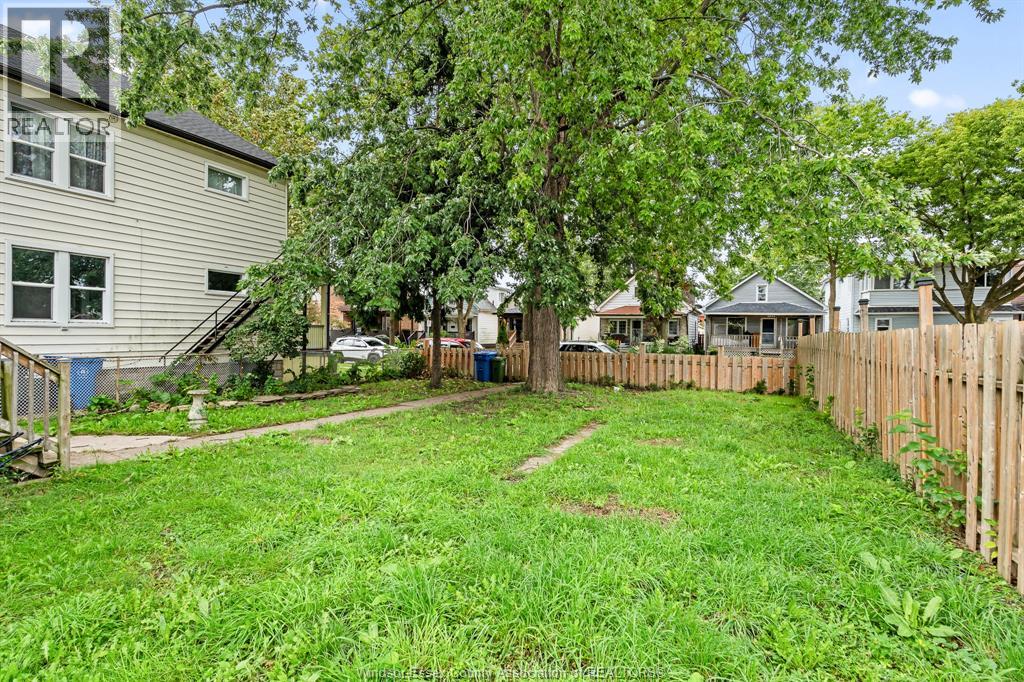 1016 Hickory Road, Windsor, Ontario  N8Y 3S1 - Photo 2 - 26023129