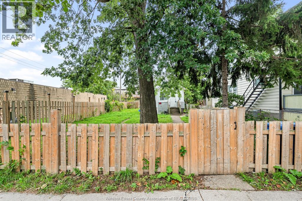 1016 Hickory Road, Windsor, Ontario  N8Y 3S1 - Photo 25 - 26023129
