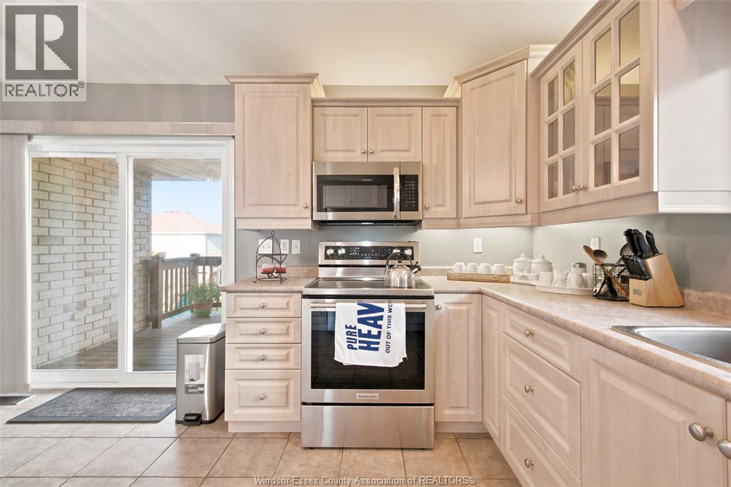 1596 Morningstar Avenue, Windsor, Ontario  N8P 1P9 - Photo 16 - 26023266