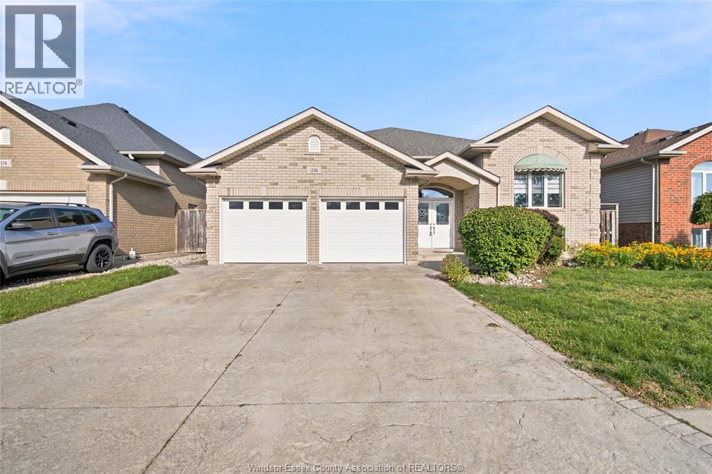 1596 Morningstar Avenue, Windsor, Ontario  N8P 1P9 - Photo 2 - 26023266
