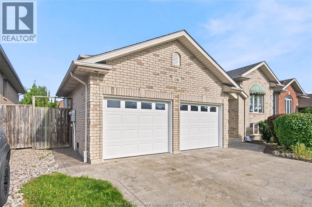 1596 Morningstar Avenue, Windsor, Ontario  N8P 1P9 - Photo 3 - 26023266