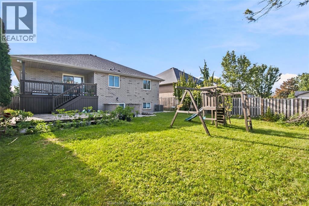 1596 Morningstar Avenue, Windsor, Ontario  N8P 1P9 - Photo 32 - 26023266