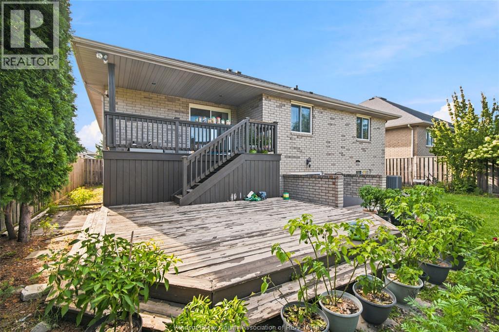 1596 Morningstar Avenue, Windsor, Ontario  N8P 1P9 - Photo 33 - 26023266