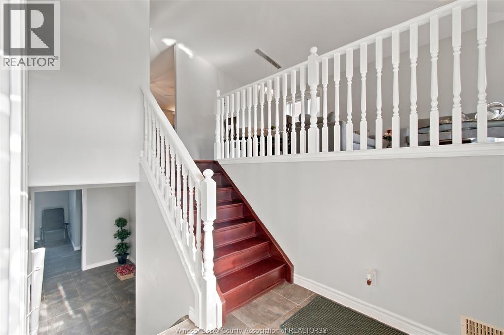 1596 Morningstar Avenue, Windsor, Ontario  N8P 1P9 - Photo 8 - 26023266