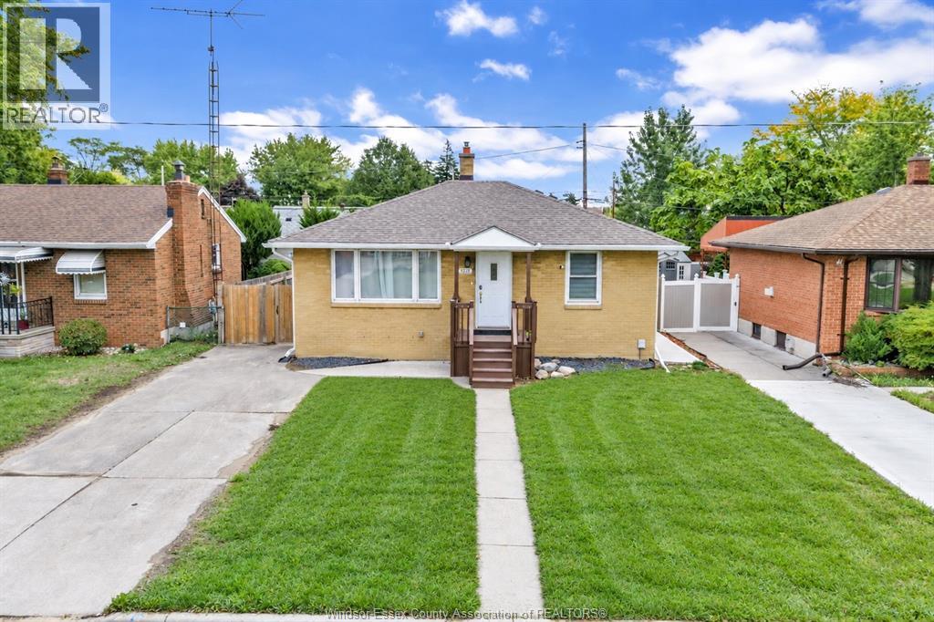 1202 HARRISON, Windsor, Ontario