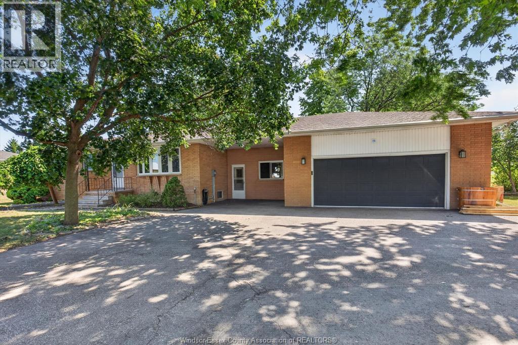 1308 COUNTY RD 27, Lakeshore, Ontario