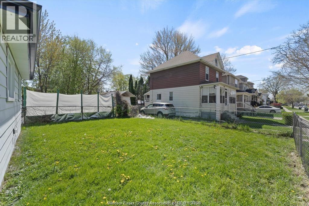 561 Chippawa Street, Windsor, Ontario  N9C 2W2 - Photo 19 - 26023322
