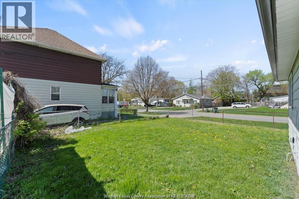 561 Chippawa Street, Windsor, Ontario  N9C 2W2 - Photo 20 - 26023322