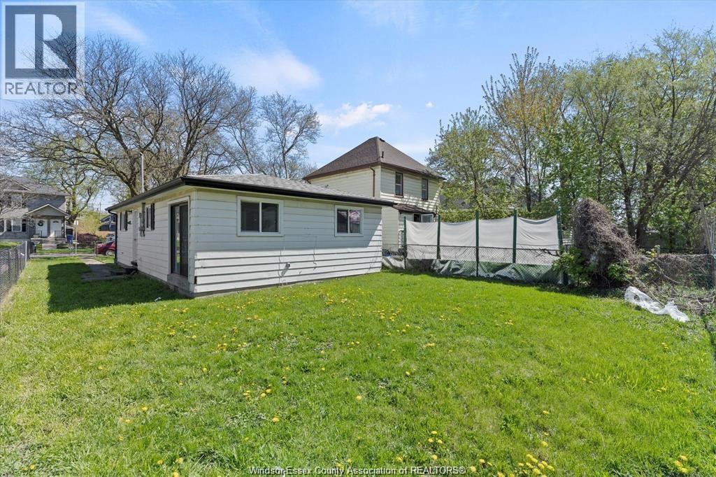 561 Chippawa Street, Windsor, Ontario  N9C 2W2 - Photo 21 - 26023322