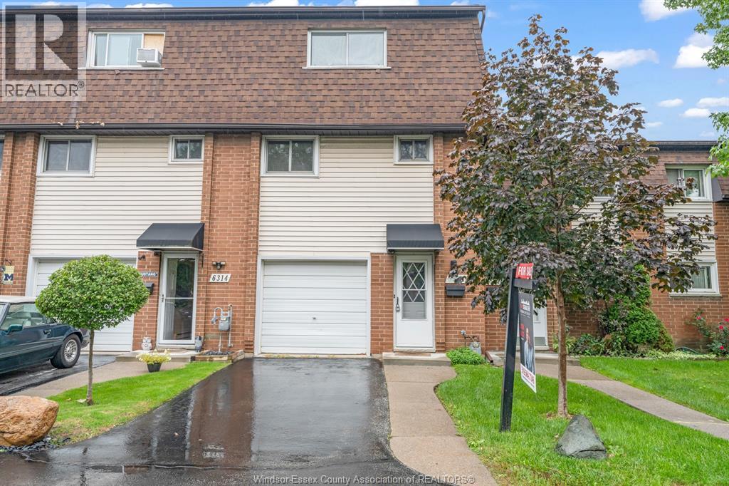 6312 THORNBERRY, Windsor, Ontario