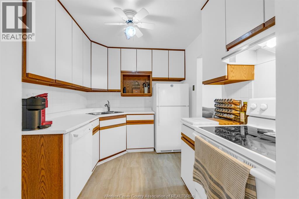 6312 Thornberry, Windsor, Ontario  N8T 3A2 - Photo 10 - 26023320