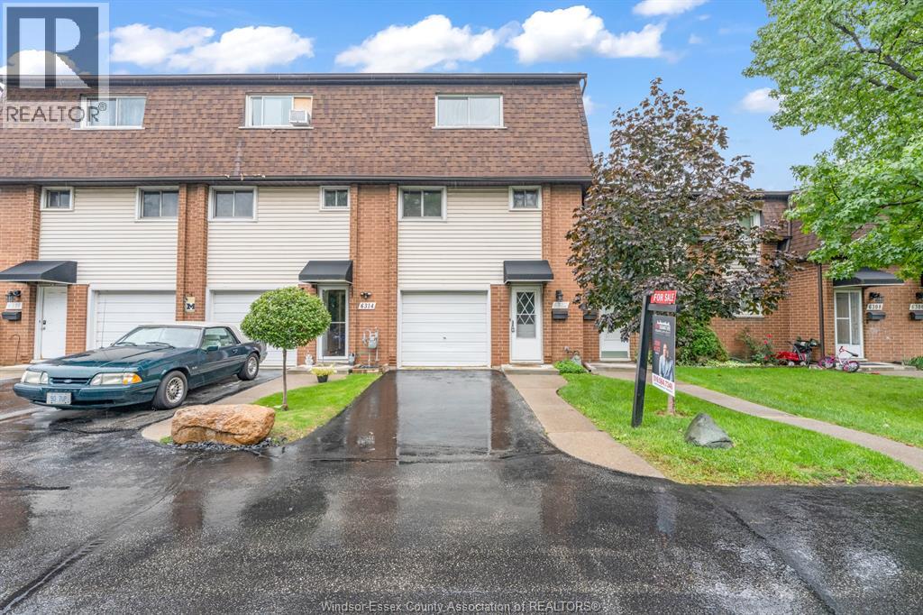 6312 Thornberry, Windsor, Ontario  N8T 3A2 - Photo 3 - 26023320