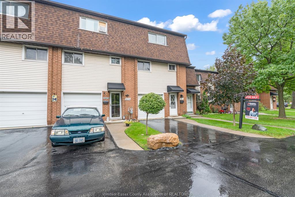 6312 Thornberry, Windsor, Ontario  N8T 3A2 - Photo 4 - 26023320