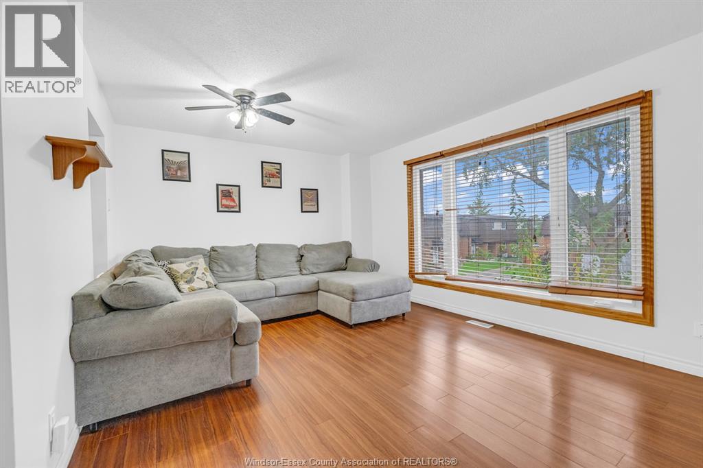 6312 Thornberry, Windsor, Ontario  N8T 3A2 - Photo 6 - 26023320