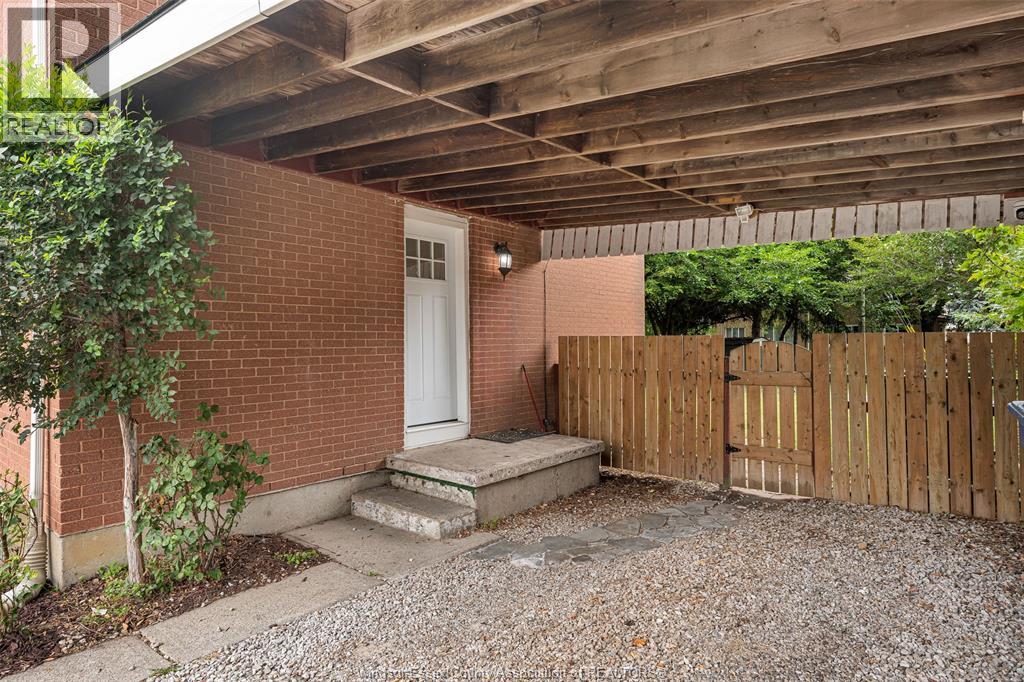 2244 Vercheres Avenue, Windsor, Ontario  N9B 1P1 - Photo 19 - 26020416