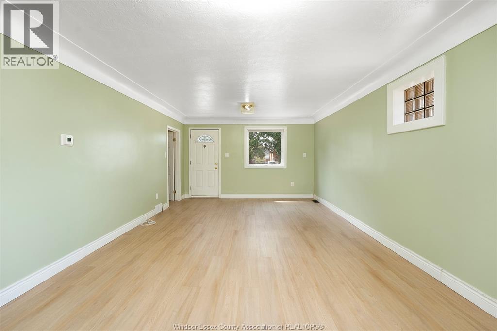 986 Eastlawn Avenue, Windsor, Ontario  N8S 3H9 - Photo 4 - 26023325