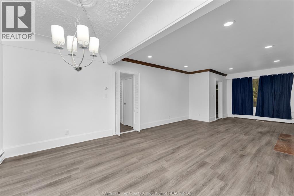 2268 Victoria Avenue, Windsor, Ontario  N8X 1R1 - Photo 14 - 26023219