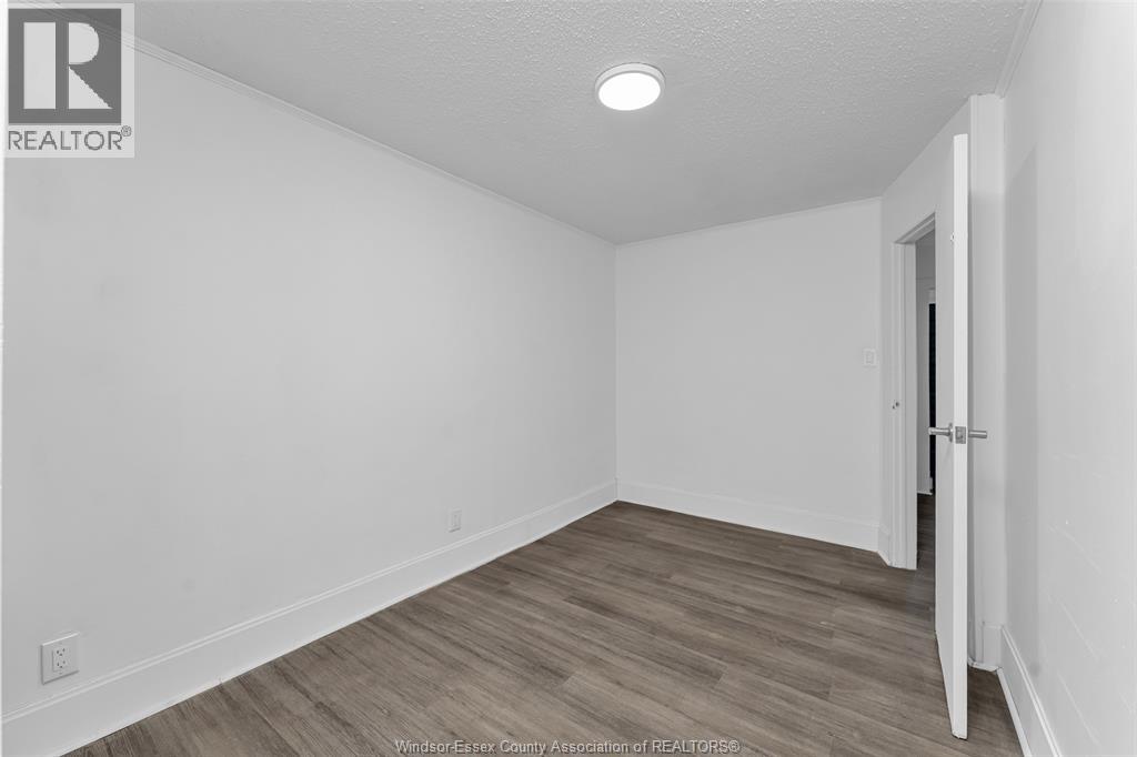 2268 Victoria Avenue, Windsor, Ontario  N8X 1R1 - Photo 29 - 26023219