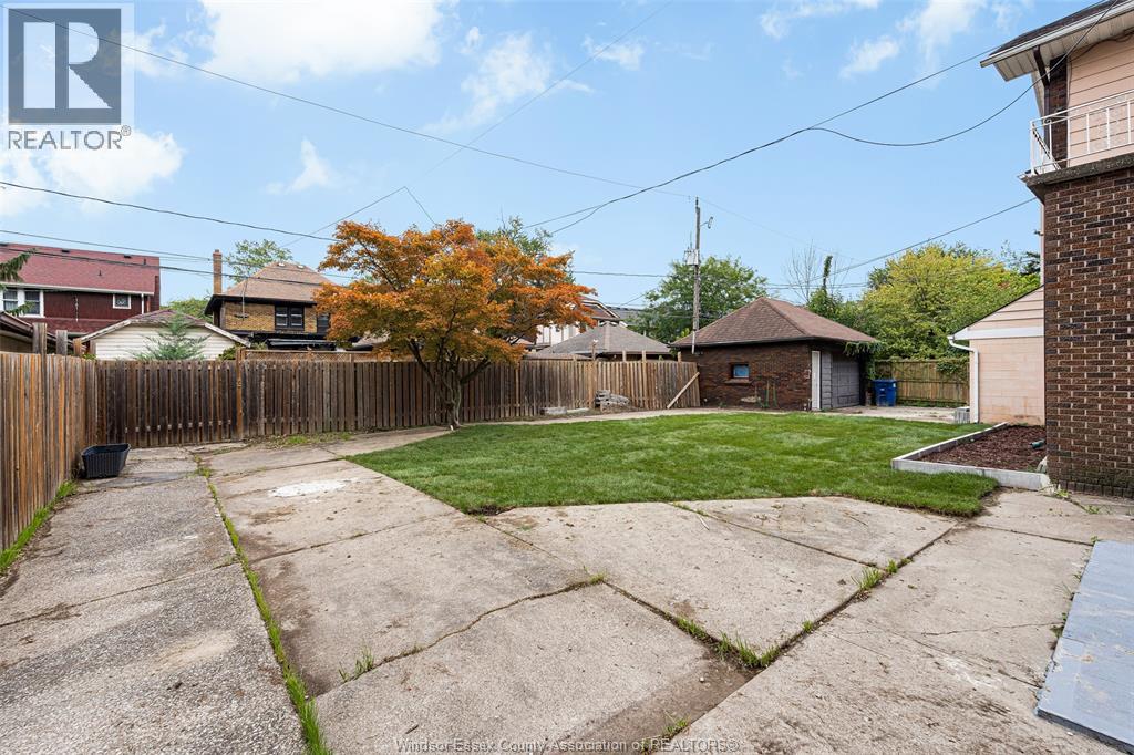 2268 Victoria Avenue, Windsor, Ontario  N8X 1R1 - Photo 6 - 26023219