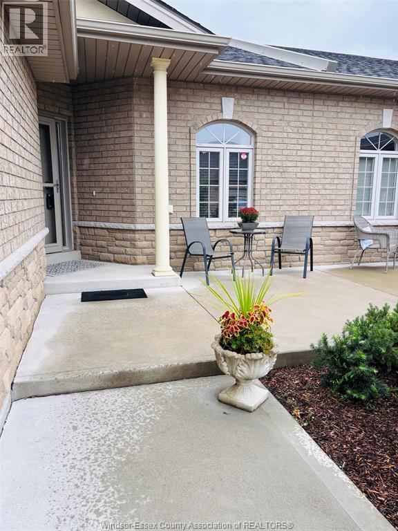 6114 Tiburon Crescent, Windsor, Ontario  N9J 3Y7 - Photo 4 - 26023191