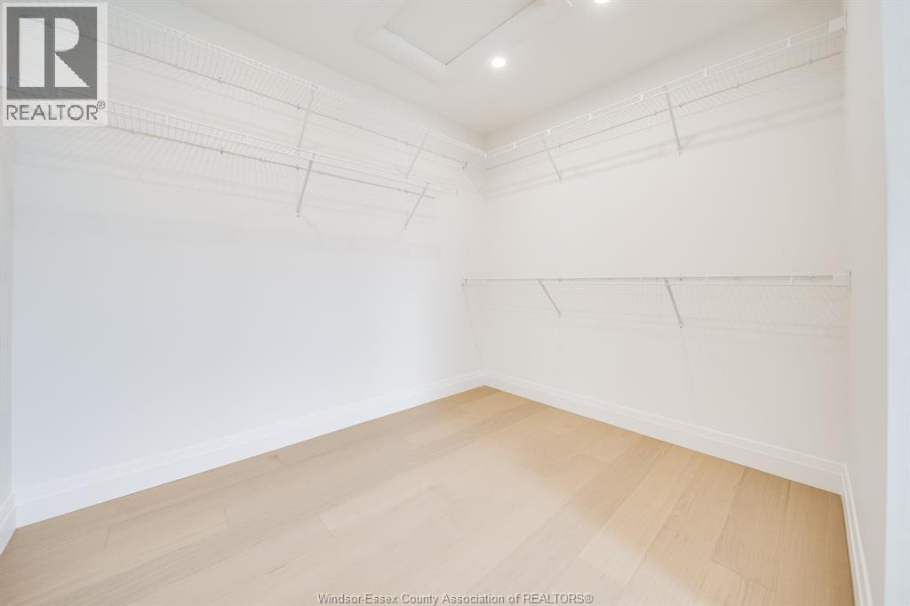 3698 Farrow Avenue, Windsor, Ontario  N8N 1M2 - Photo 32 - 26023227