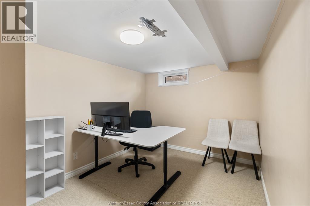 735 Lounsborough, Windsor, Ontario  N9G 1G1 - Photo 28 - 26023364