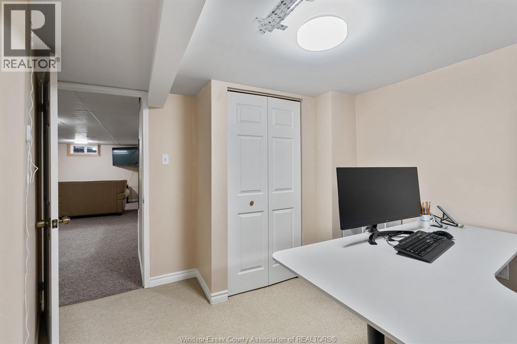 735 Lounsborough, Windsor, Ontario  N9G 1G1 - Photo 29 - 26023364