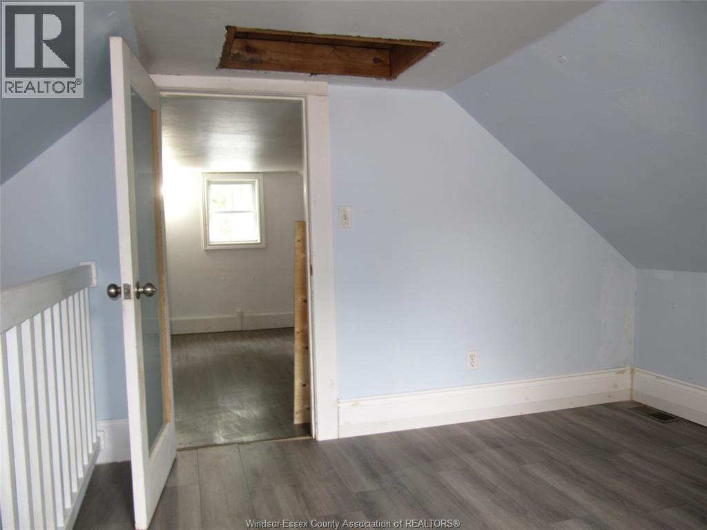 240 George St, Amherstburg, Ontario  N9V 2E9 - Photo 13 - 26023337