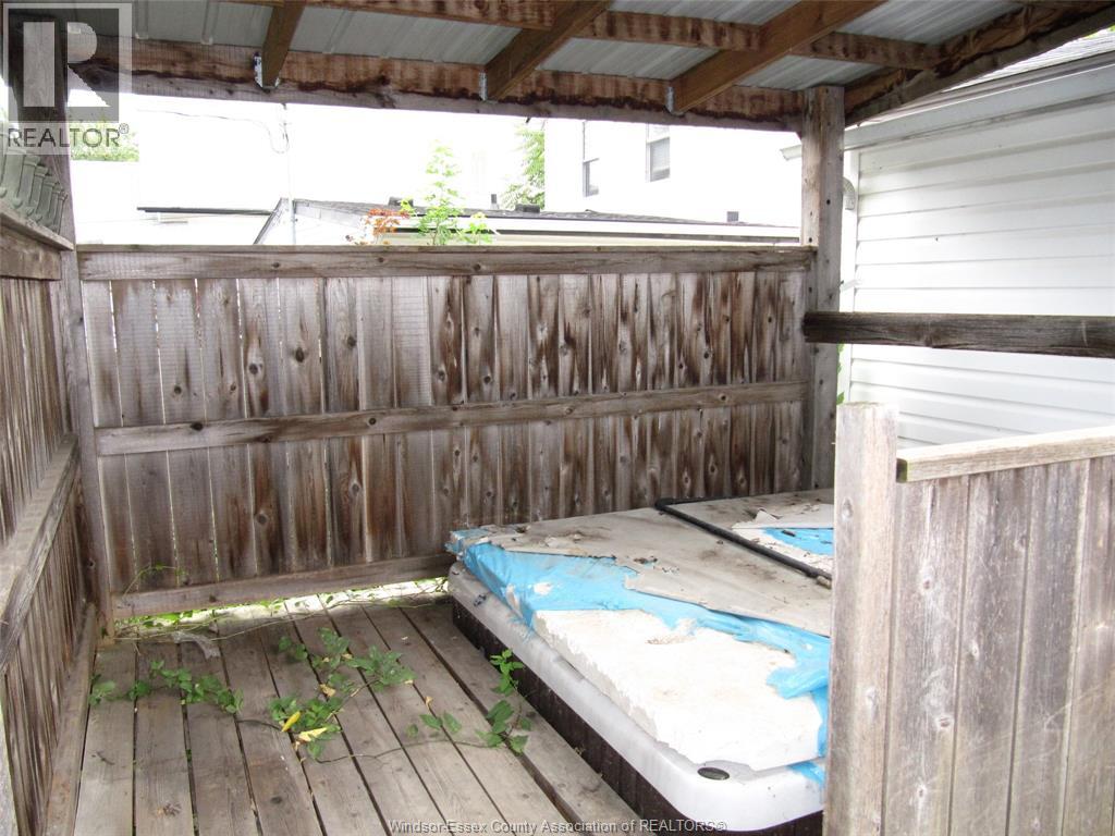 240 George St, Amherstburg, Ontario  N9V 2E9 - Photo 18 - 26023337