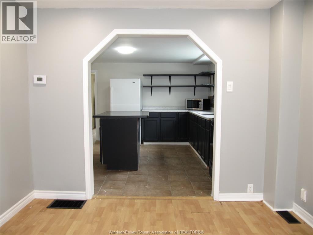 240 George St, Amherstburg, Ontario  N9V 2E9 - Photo 3 - 26023337