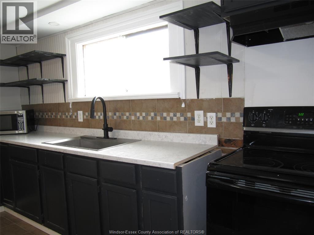 240 George St, Amherstburg, Ontario  N9V 2E9 - Photo 5 - 26023337