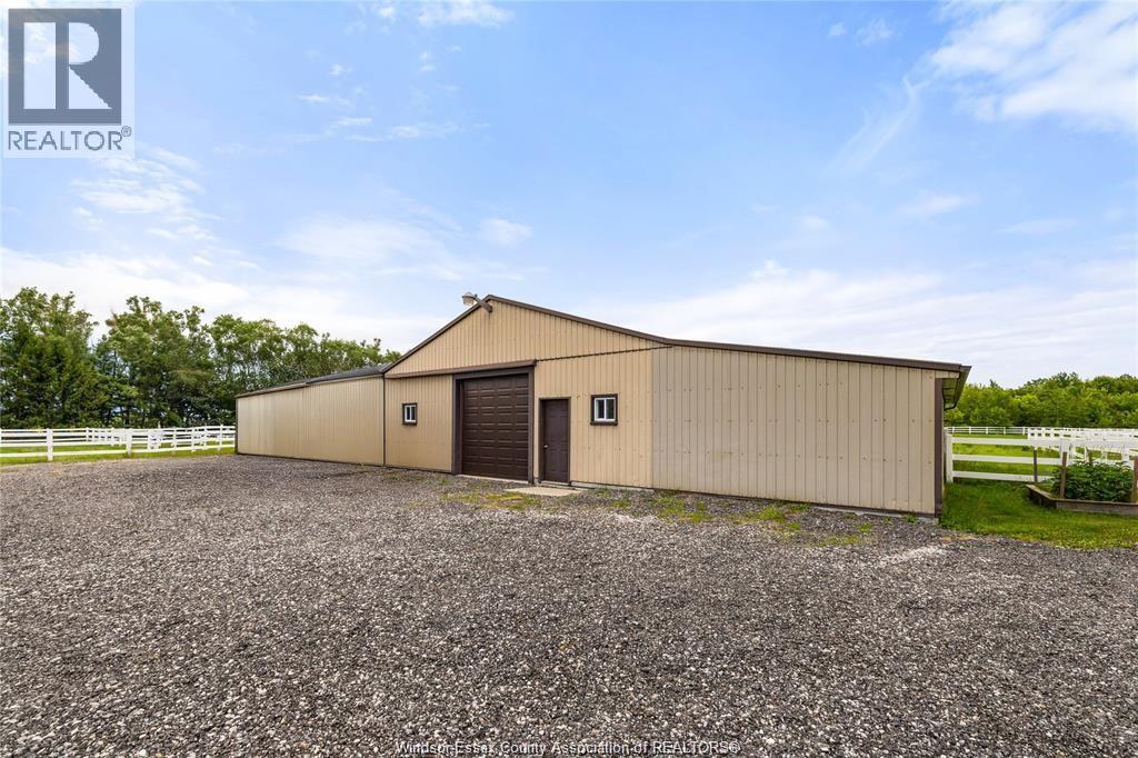 1418 County Rd 31, Lakeshore, Ontario  N0R 1S0 - Photo 33 - 26023381