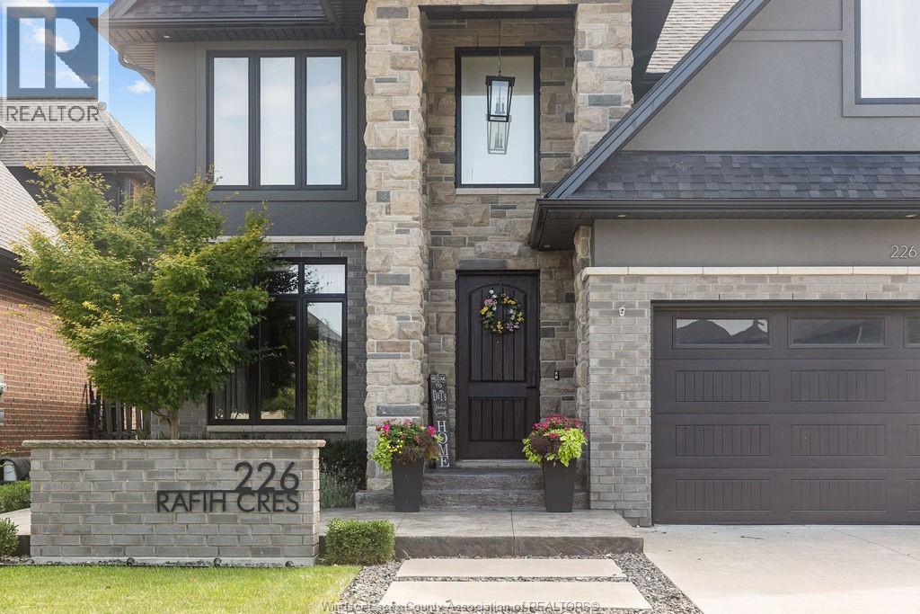 226 Rafih Crescent, Lakeshore, Ontario  N8L 1A5 - Photo 3 - 26023380