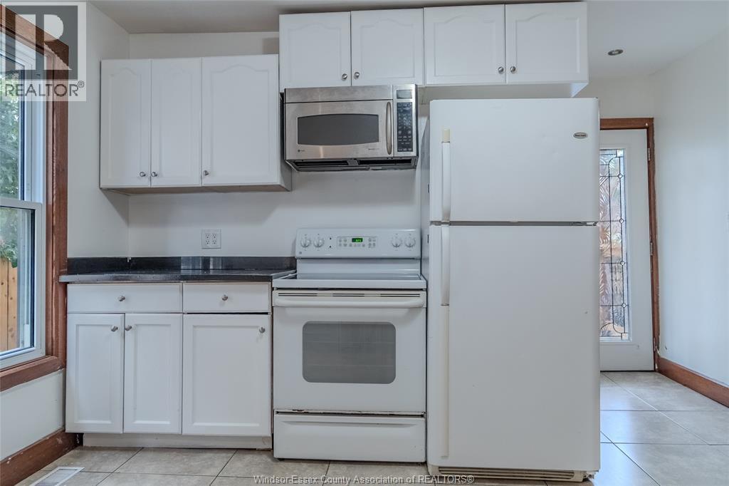 248 Pierre, Windsor, Ontario  N9A 2A8 - Photo 10 - 26023180