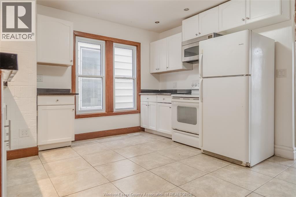 248 Pierre, Windsor, Ontario  N9A 2A8 - Photo 11 - 26023180