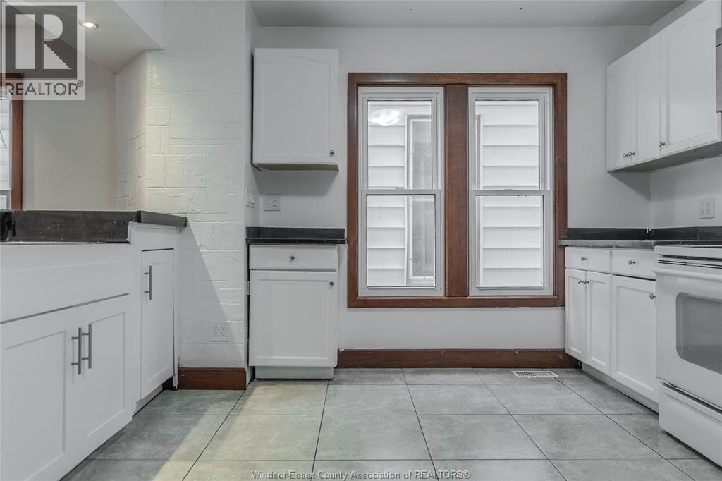 248 Pierre, Windsor, Ontario  N9A 2A8 - Photo 18 - 26023180