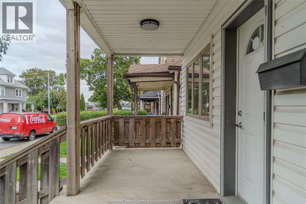 248 Pierre, Windsor, Ontario  N9A 2A8 - Photo 4 - 26023180