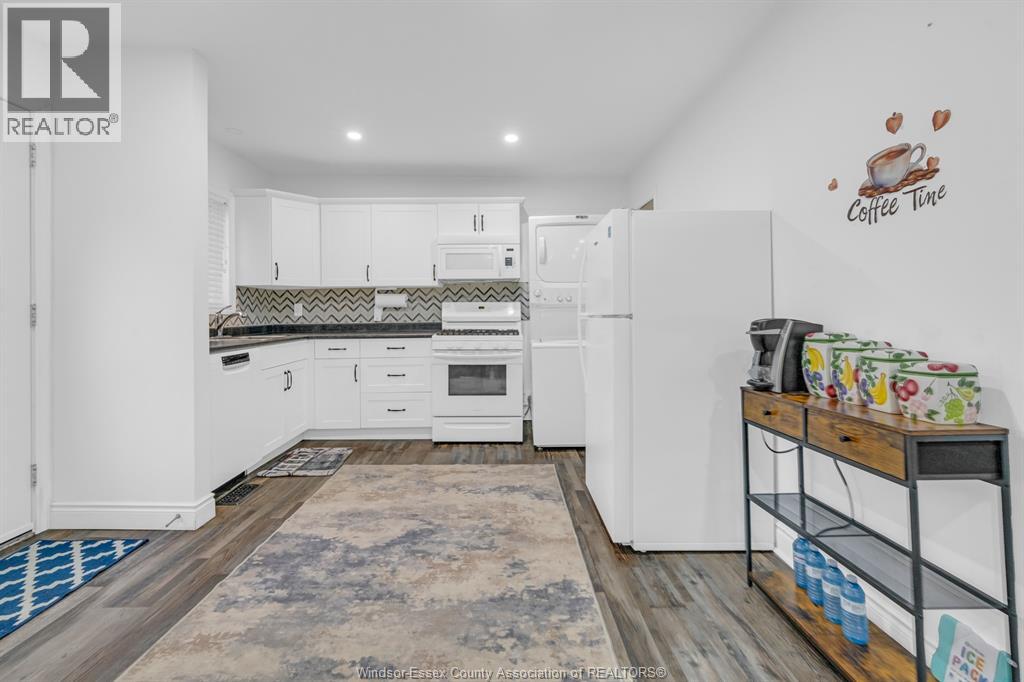 1952 Pillette, Windsor, Ontario  N8T 1P3 - Photo 10 - 26023374