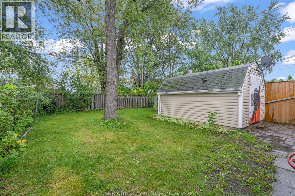 1952 Pillette, Windsor, Ontario  N8T 1P3 - Photo 40 - 26023374