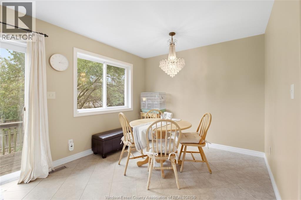 1352 Meridian, Windsor, Ontario  N9G 2Z8 - Photo 14 - 26023240