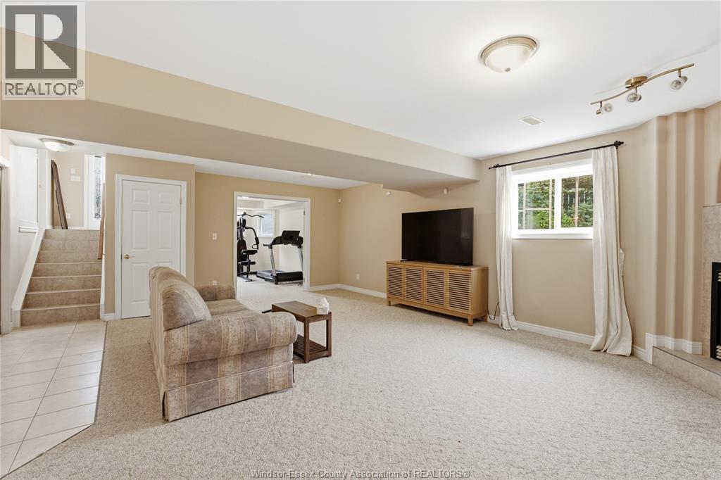 1352 Meridian, Windsor, Ontario  N9G 2Z8 - Photo 19 - 26023240