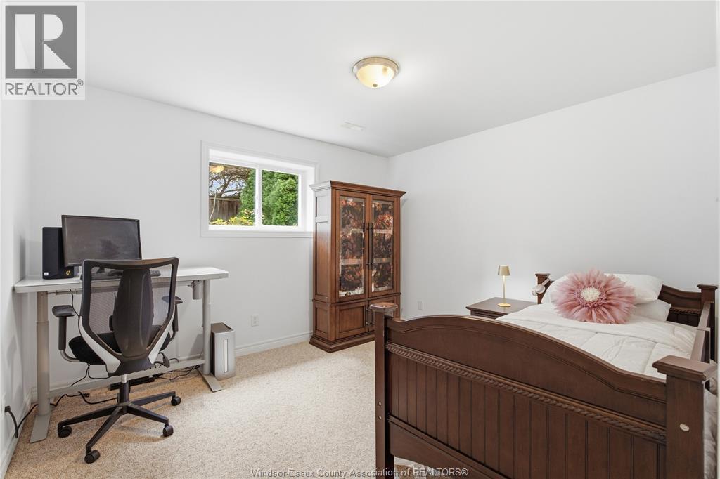 1352 Meridian, Windsor, Ontario  N9G 2Z8 - Photo 23 - 26023240