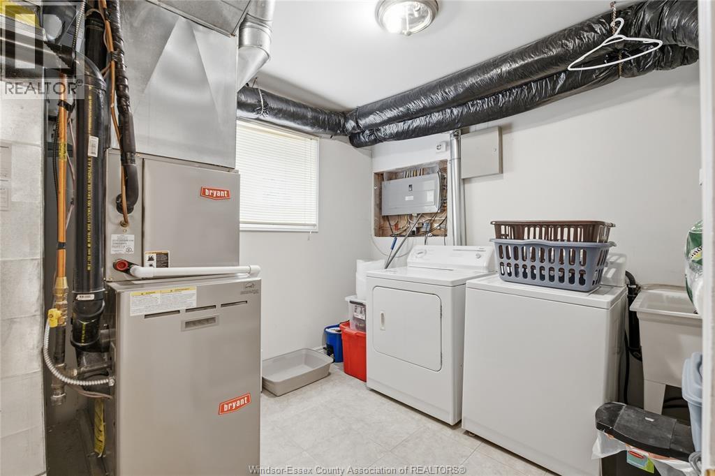 1352 Meridian, Windsor, Ontario  N9G 2Z8 - Photo 24 - 26023240