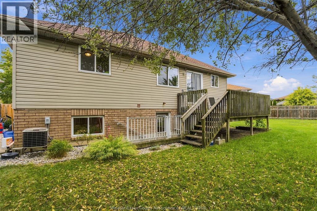 1352 Meridian, Windsor, Ontario  N9G 2Z8 - Photo 25 - 26023240