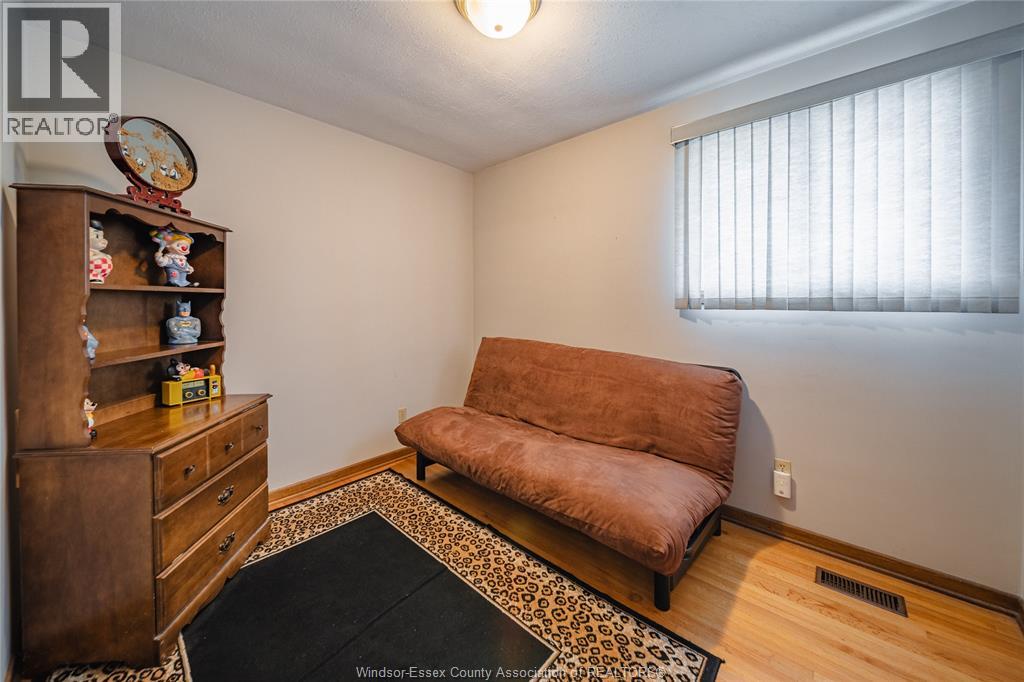9810 Asgard Road, Windsor, Ontario  N8R 1E2 - Photo 15 - 26023064