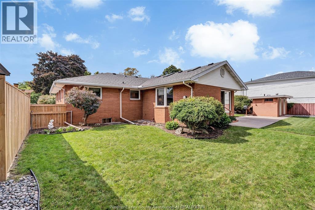 2360 Leonard Road, Windsor, Ontario  N8W 4L7 - Photo 40 - 26023393