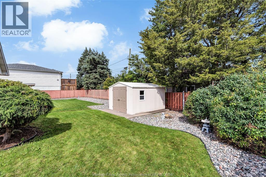 2360 Leonard Road, Windsor, Ontario  N8W 4L7 - Photo 45 - 26023393