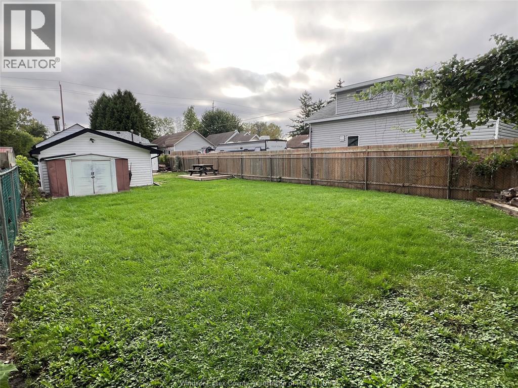 1553 South Cameron, Windsor, Ontario  N9B 3C8 - Photo 12 - 26023399